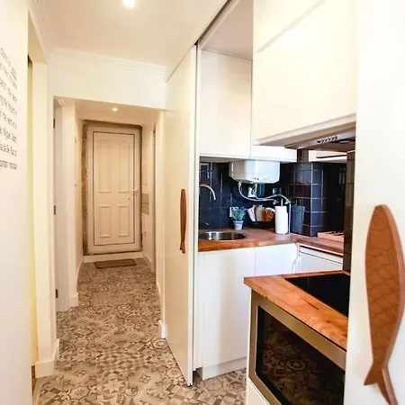 Apartment Alfama - With River View